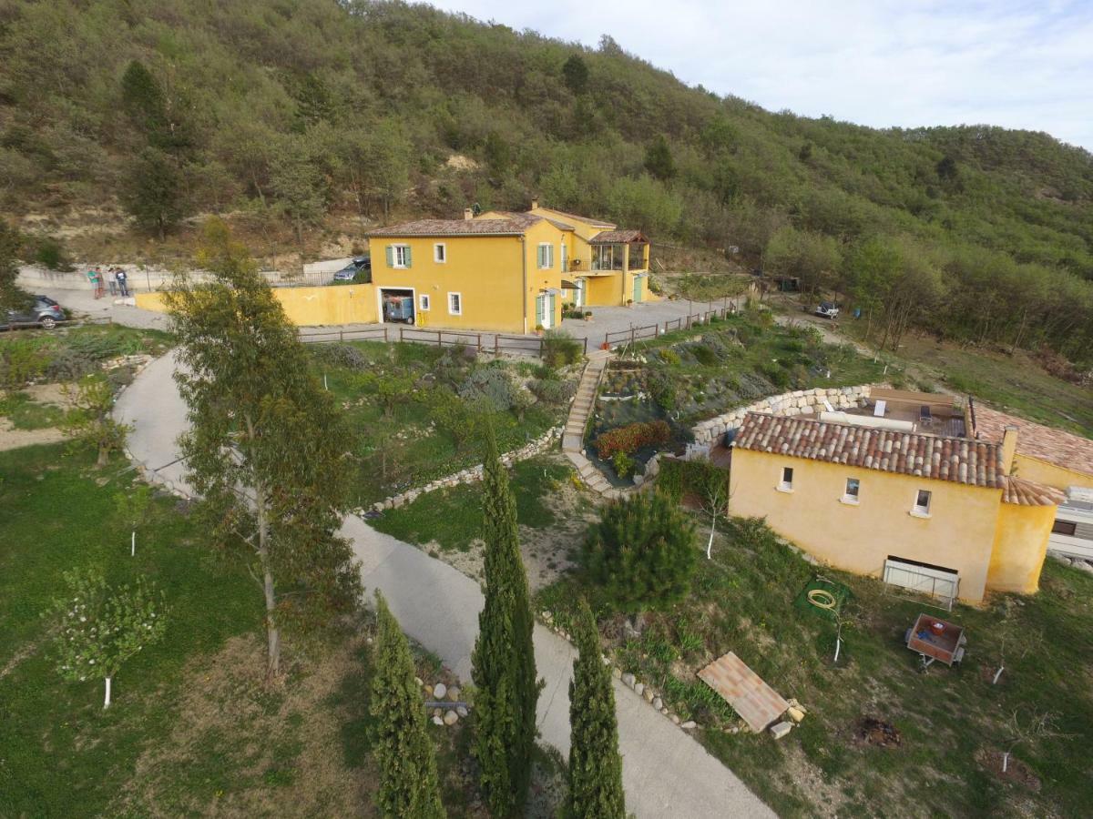 Le Jas Du Gabian Hotel Volonne Kültér fotó